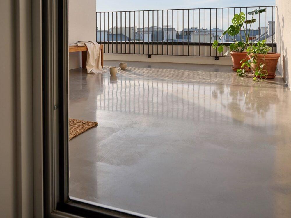 balkon po renowacji z żywicą poliuretanową