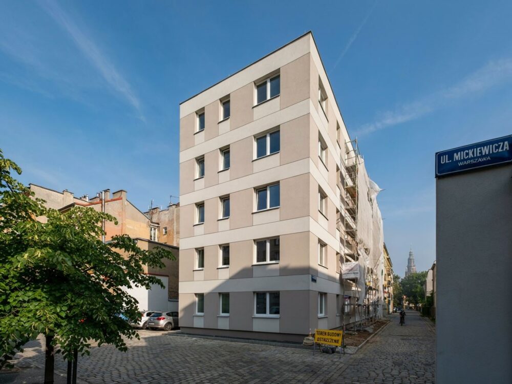 ocieplenie elewacji budynku
